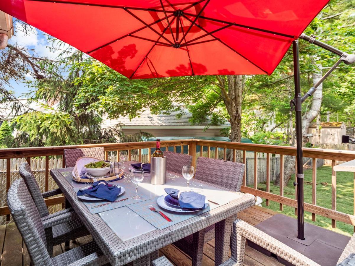 Cape Cod Cottage, Near Beach, Hot Tub, Ac, Dog Friendly Yarmouth Port Zewnętrze zdjęcie